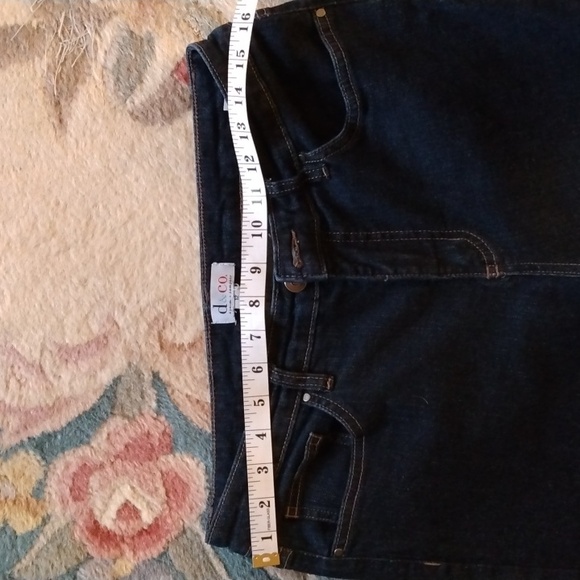 DENIM &CO CROPPED DENIM 5 POCKET SKINNY JEANS SZ 12 EUC - Picture 8 of 11